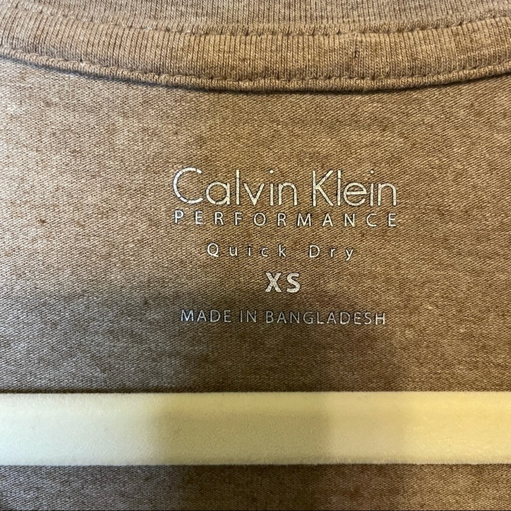 Calvin Klein Performance Brown V Neck T Shirt - XS - Picture 5 of 8